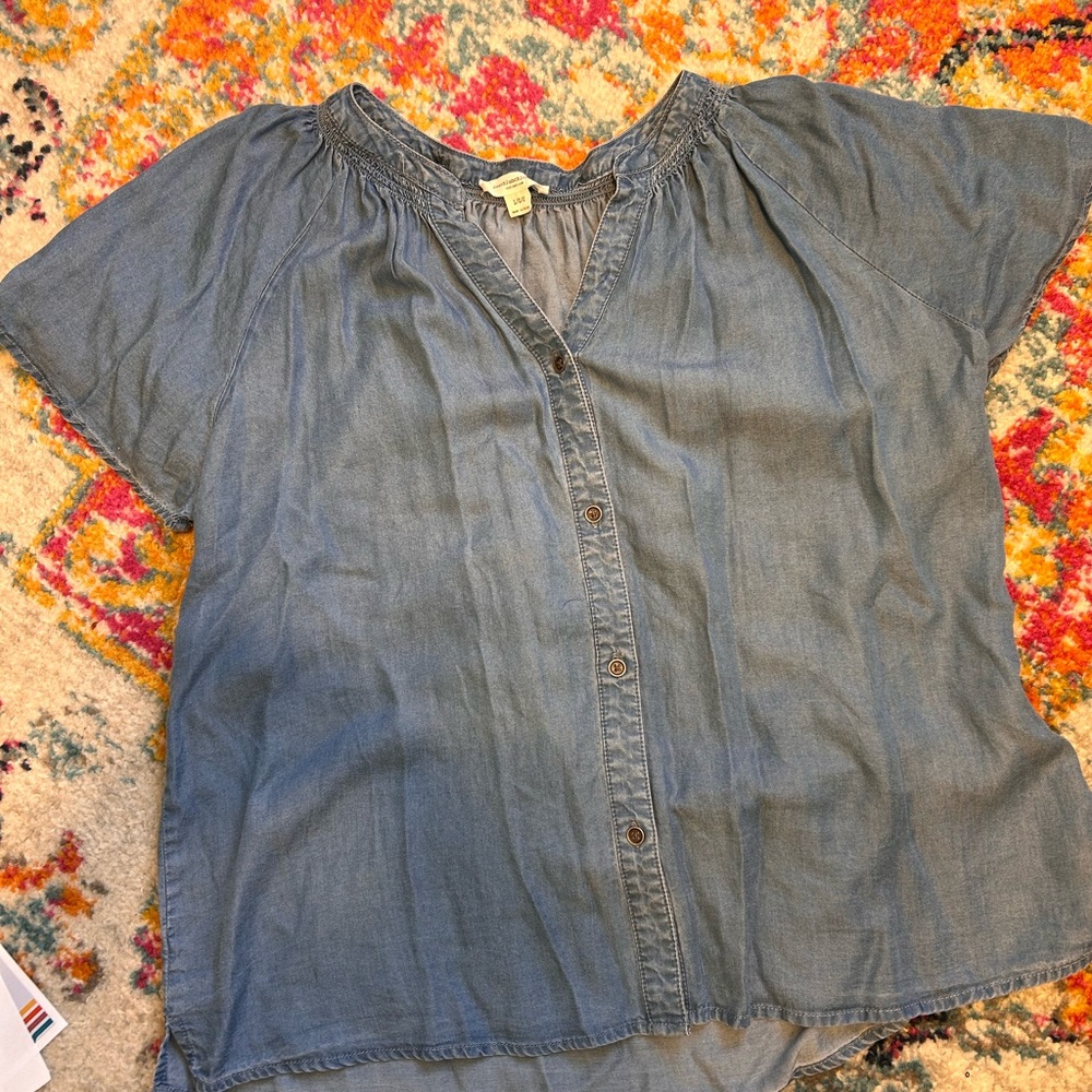 beachlunchlounge Light Blue Denim Button-Down Shirt